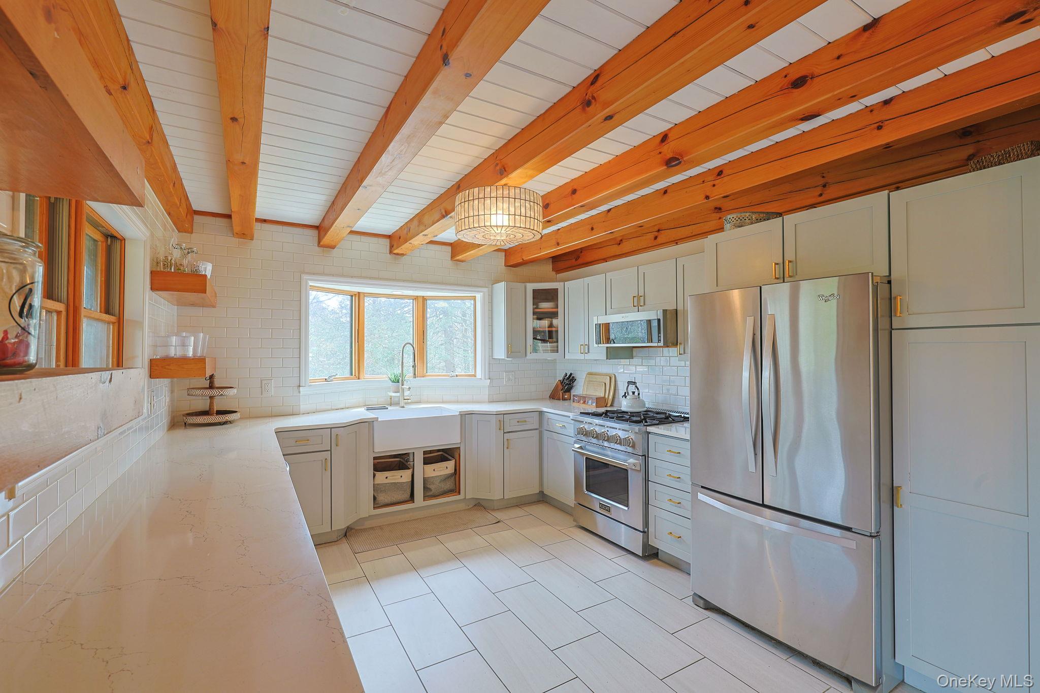 412 Pine Grove Road Property Photo 7