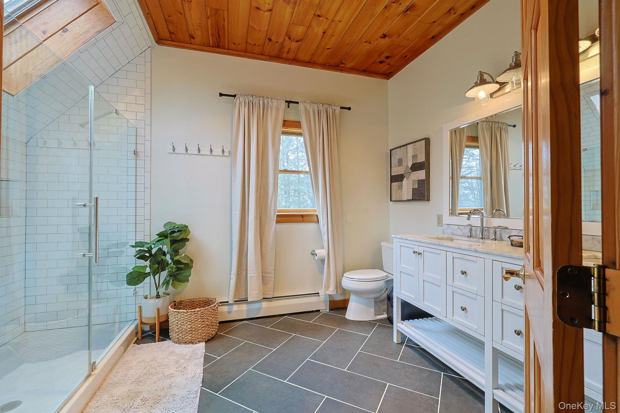 412 Pine Grove Road Property Photo 12