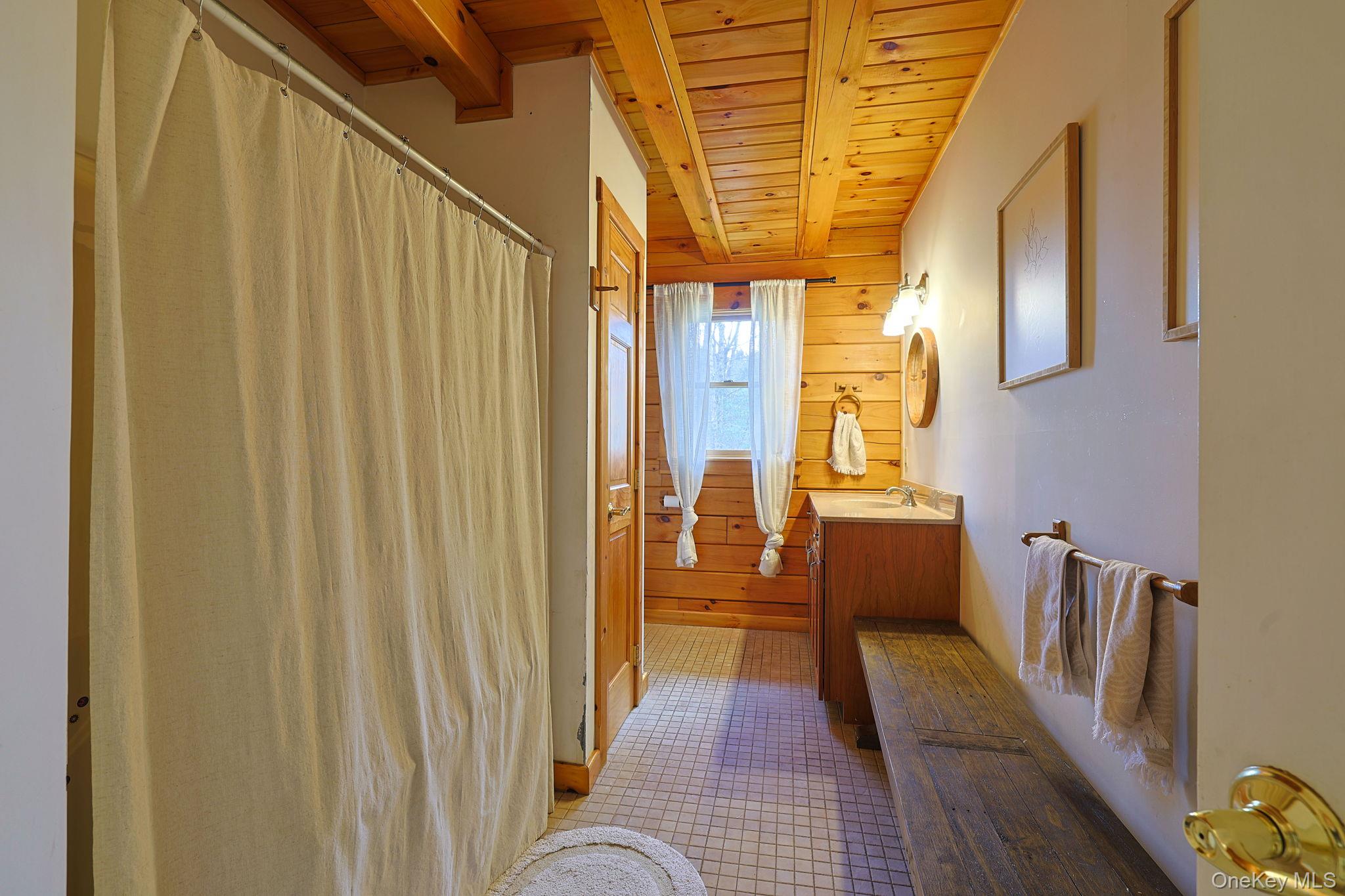 412 Pine Grove Road Property Photo 26