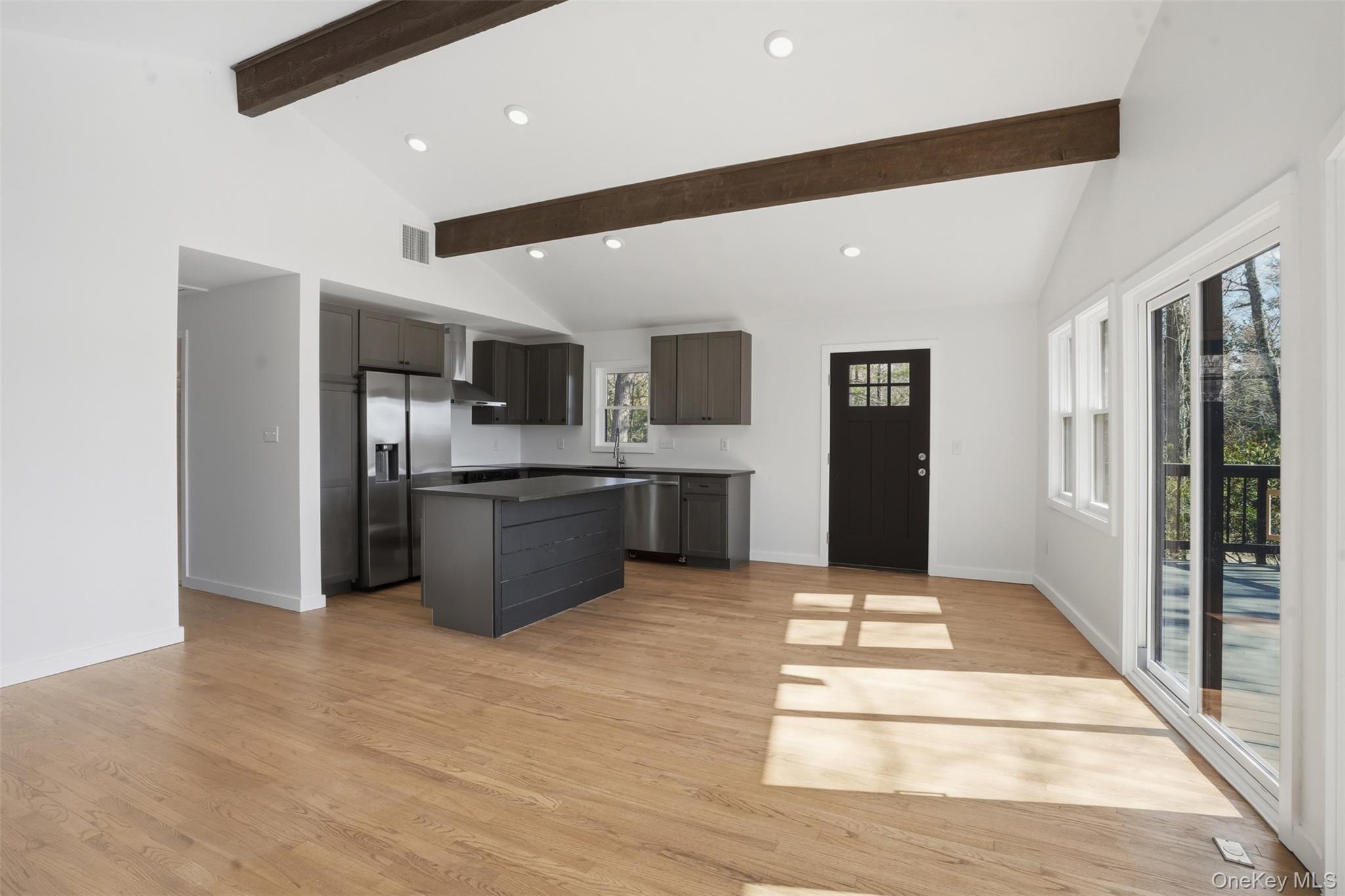 119 Lake Shore Drive Property Photo 14