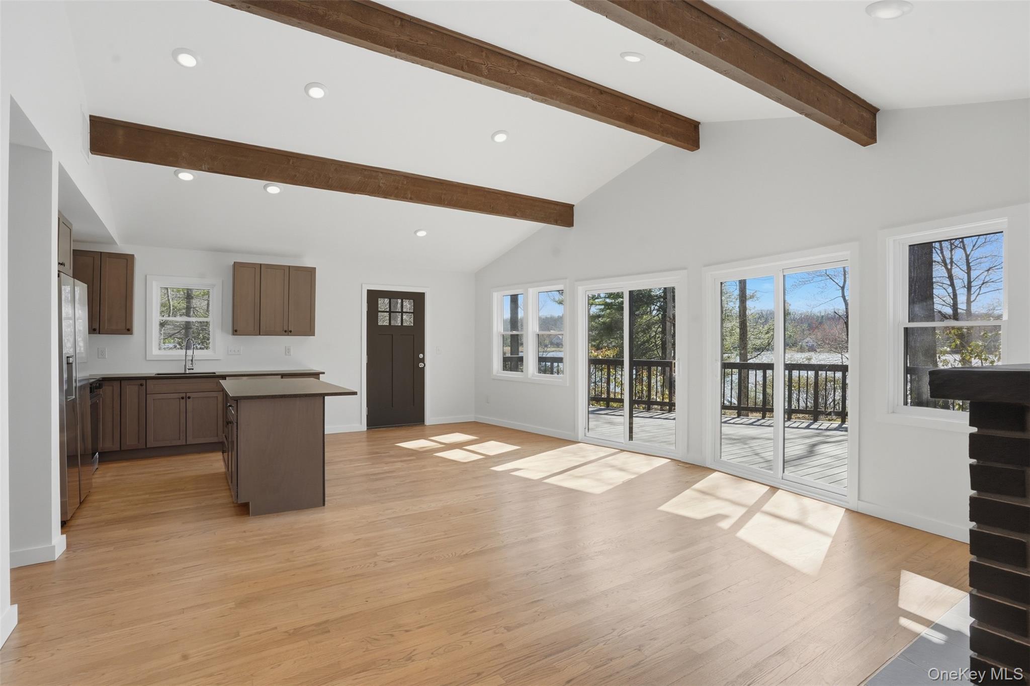 119 Lake Shore Drive Property Photo 15