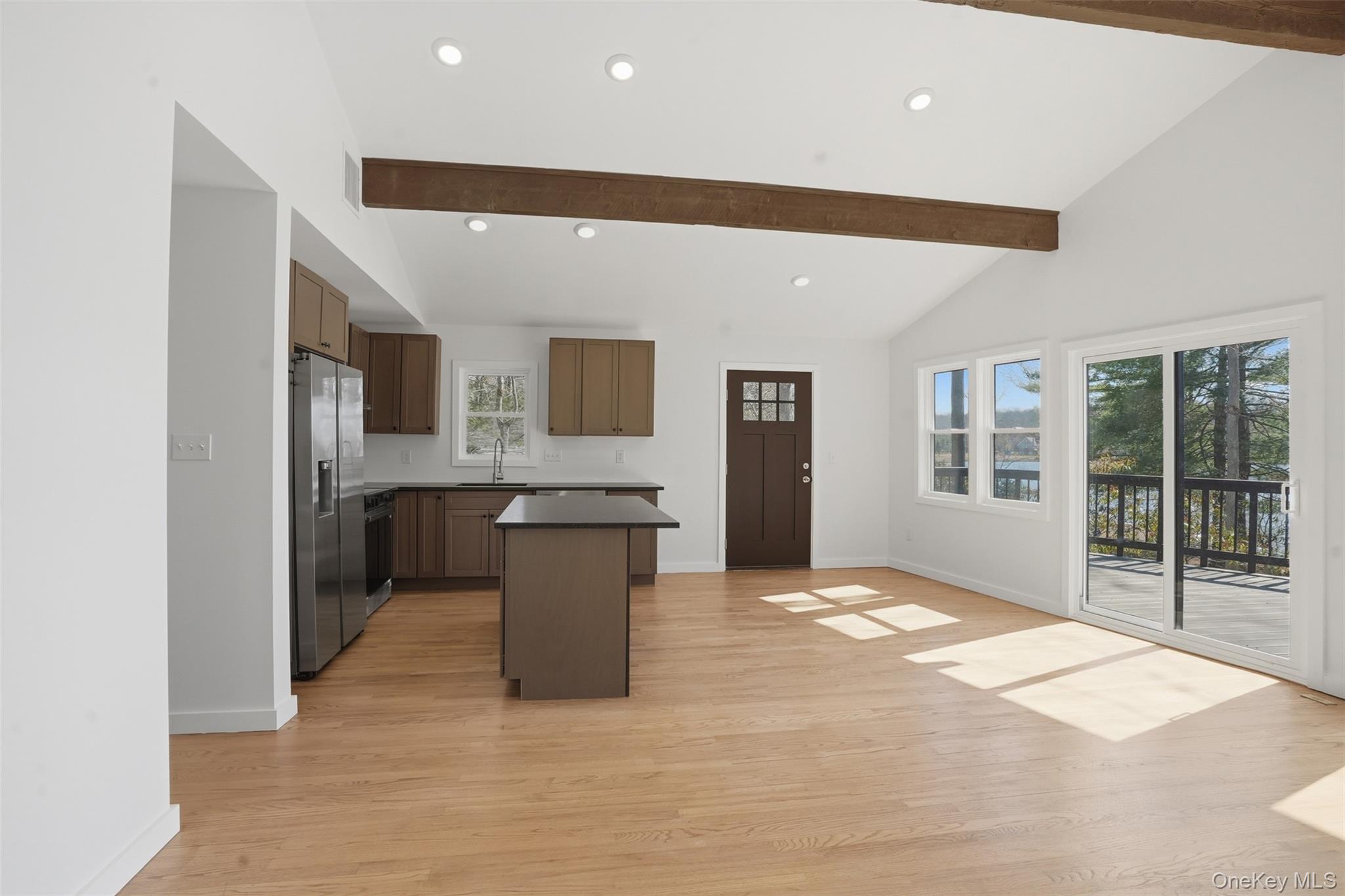 119 Lake Shore Drive Property Photo 16