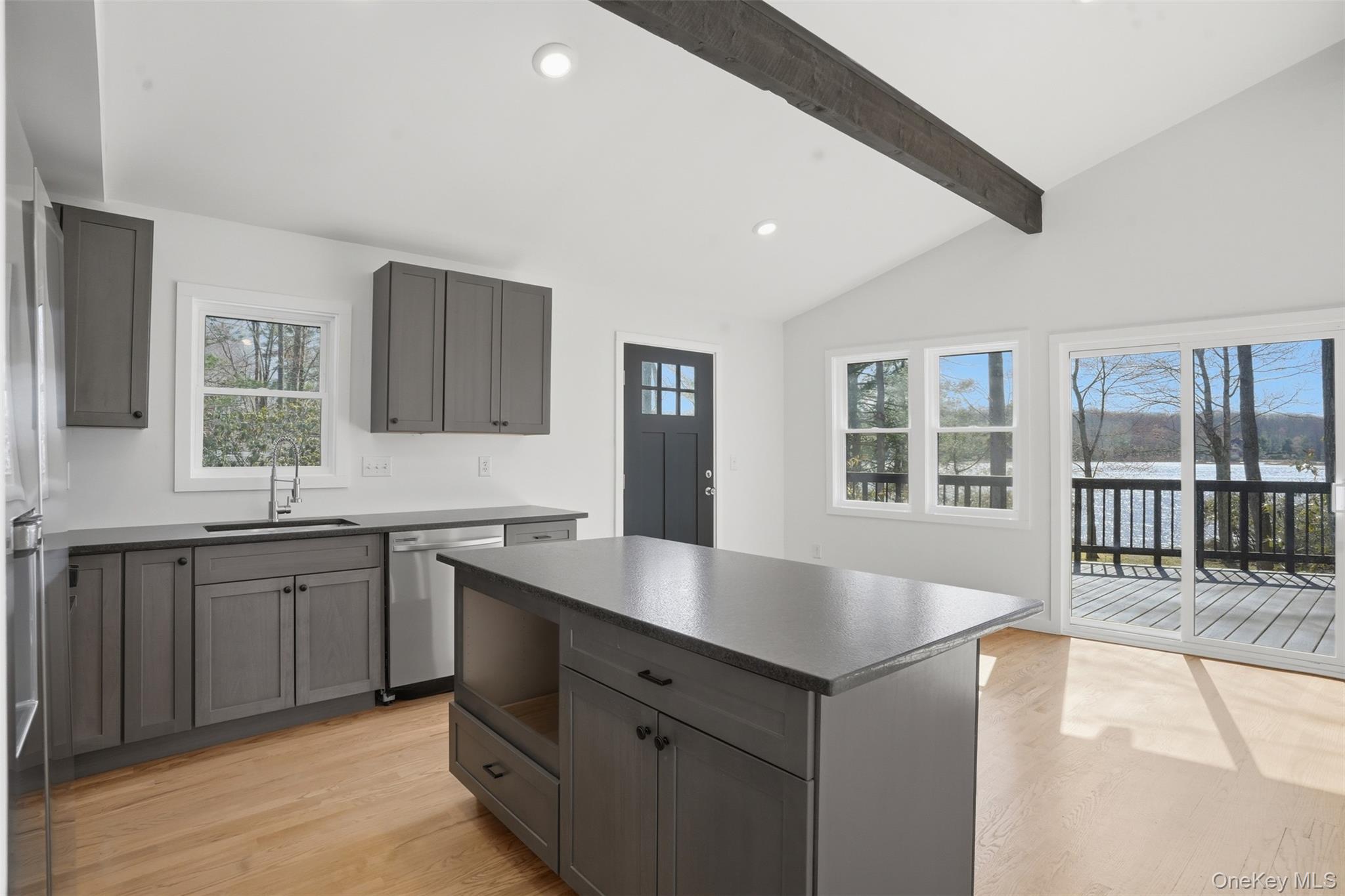119 Lake Shore Drive Property Photo 18