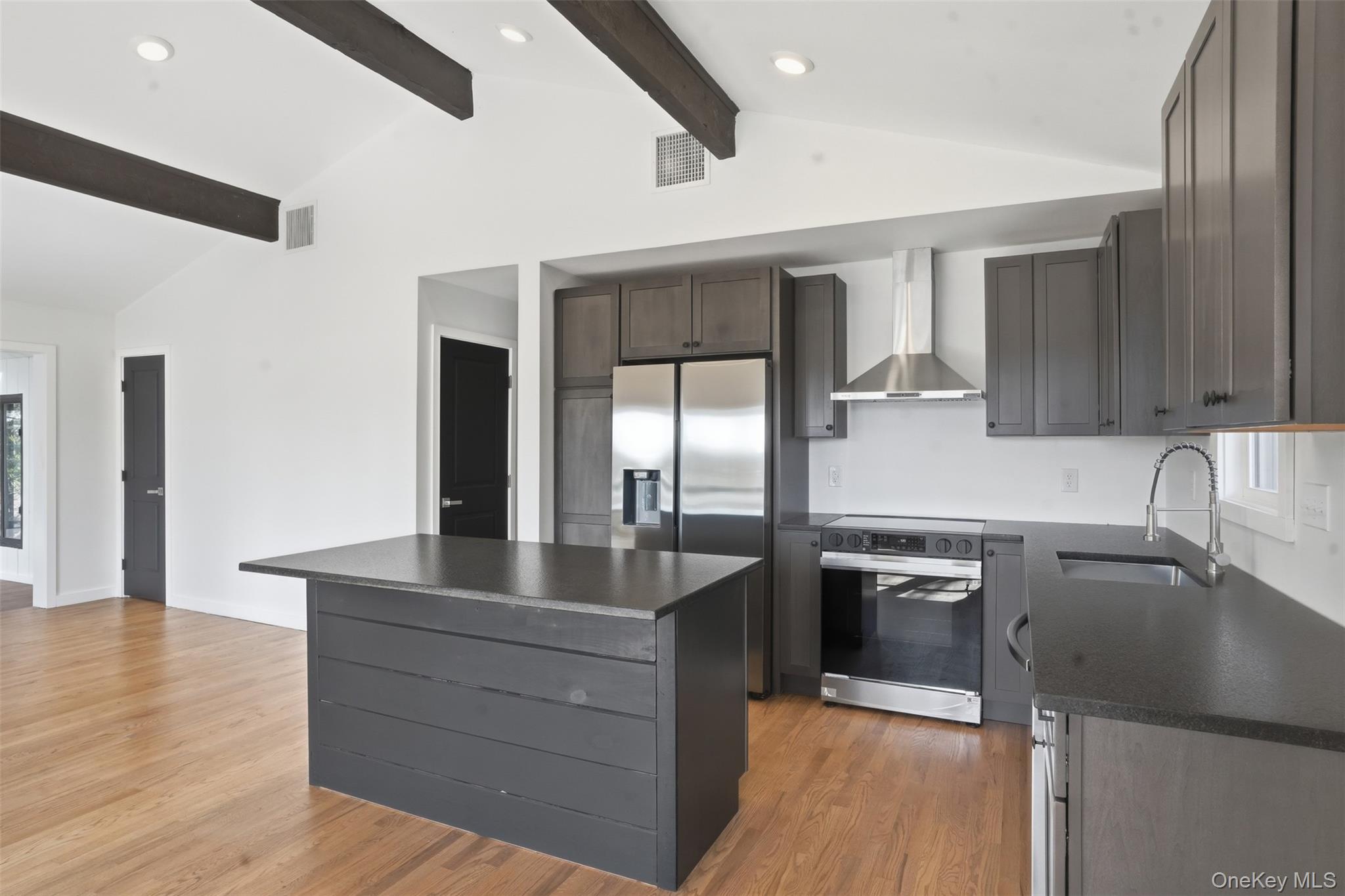 119 Lake Shore Drive Property Photo 21