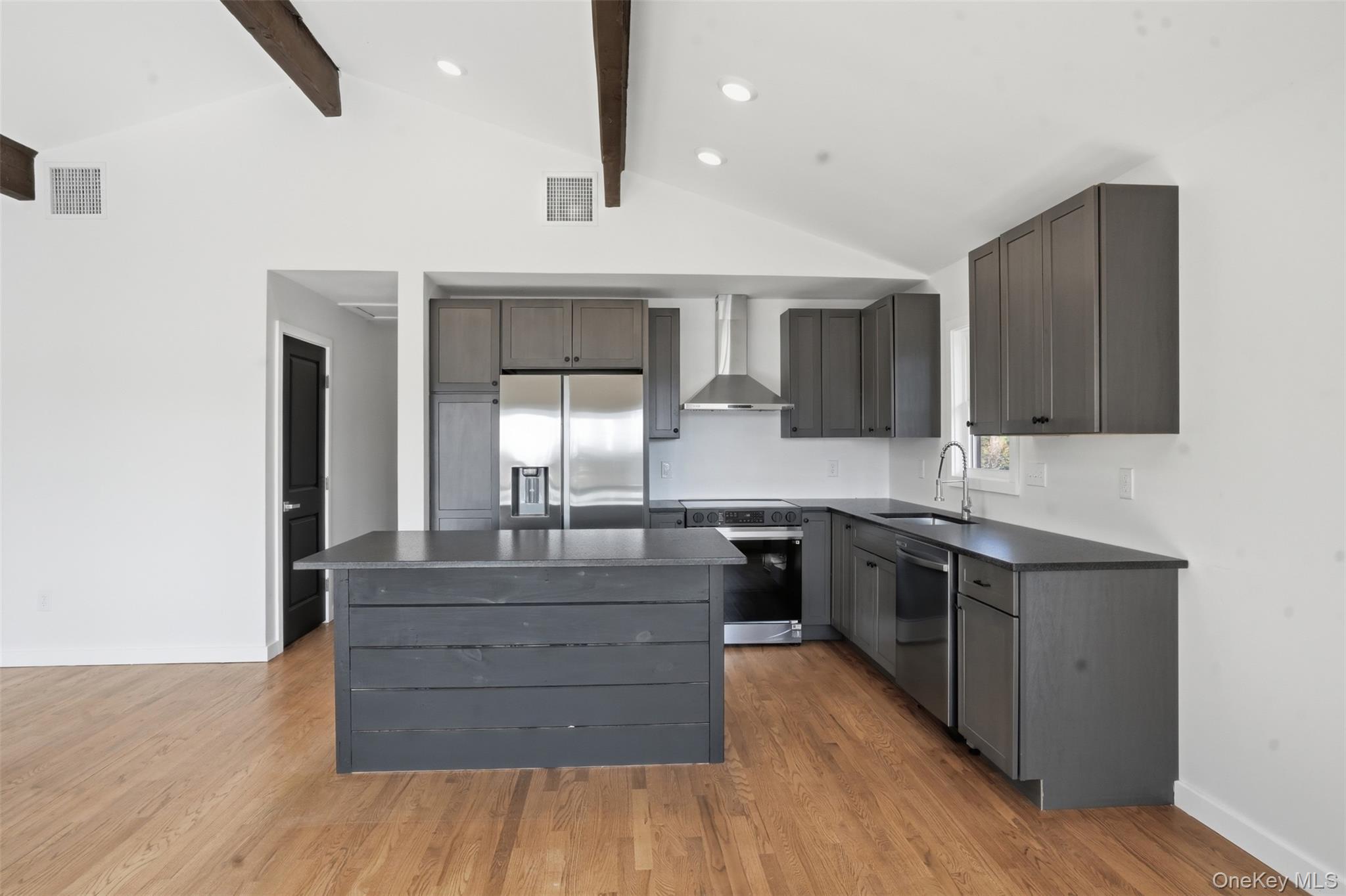 119 Lake Shore Drive Property Photo 23