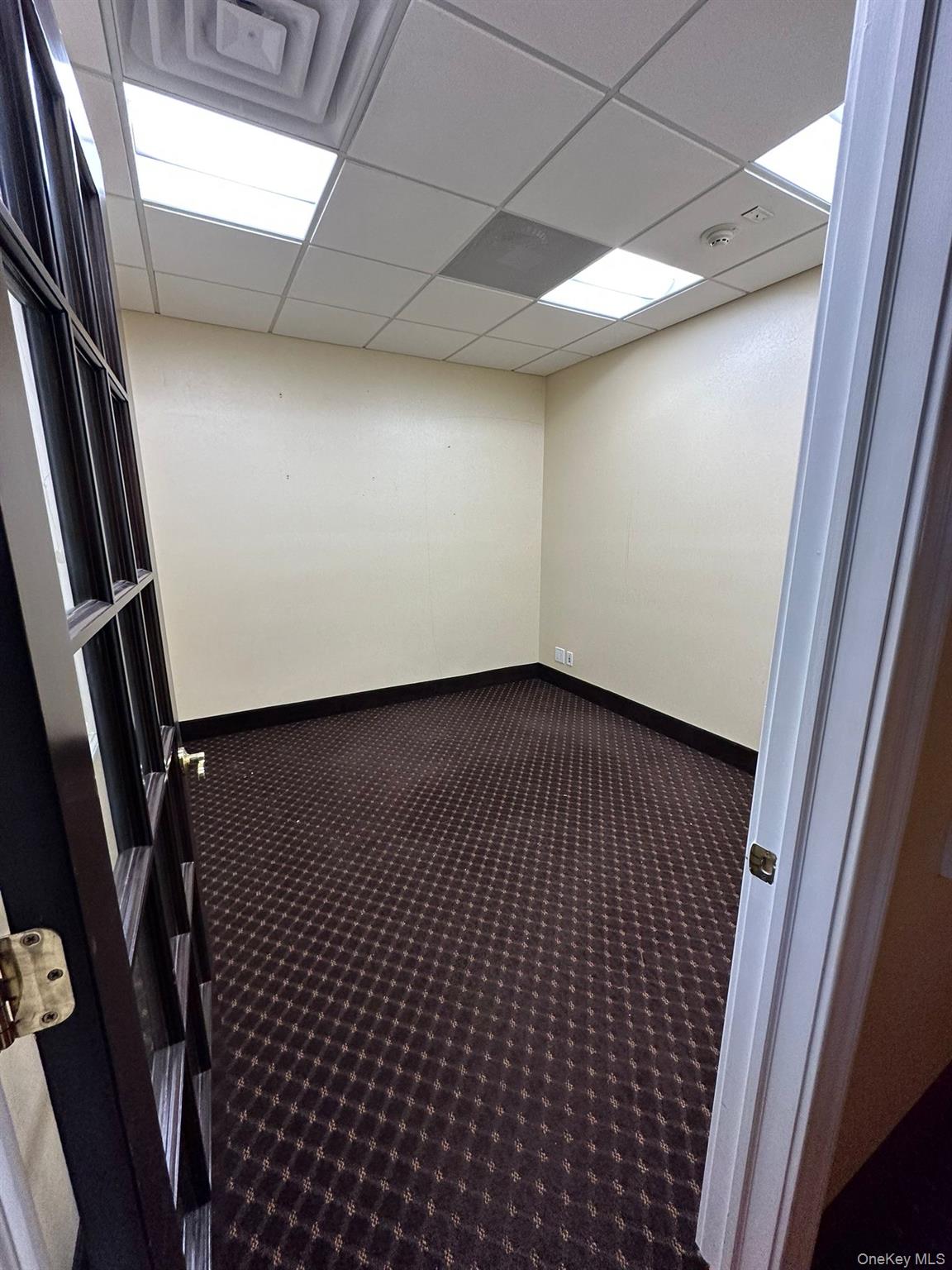 25 Nassau Lane Property Photo 11