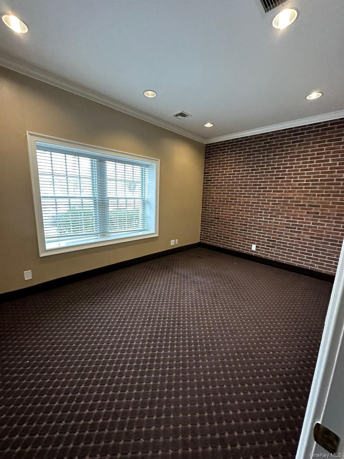 25 Nassau Lane Property Photo 14