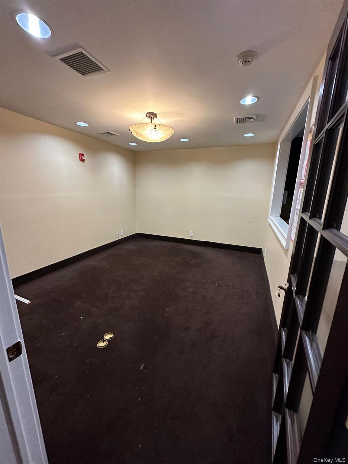 25 Nassau Lane Property Photo 17