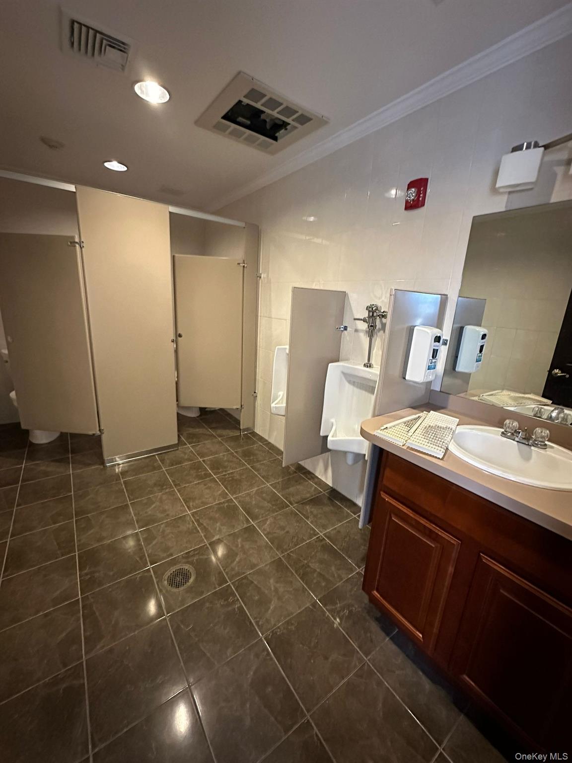 25 Nassau Lane Property Photo 18
