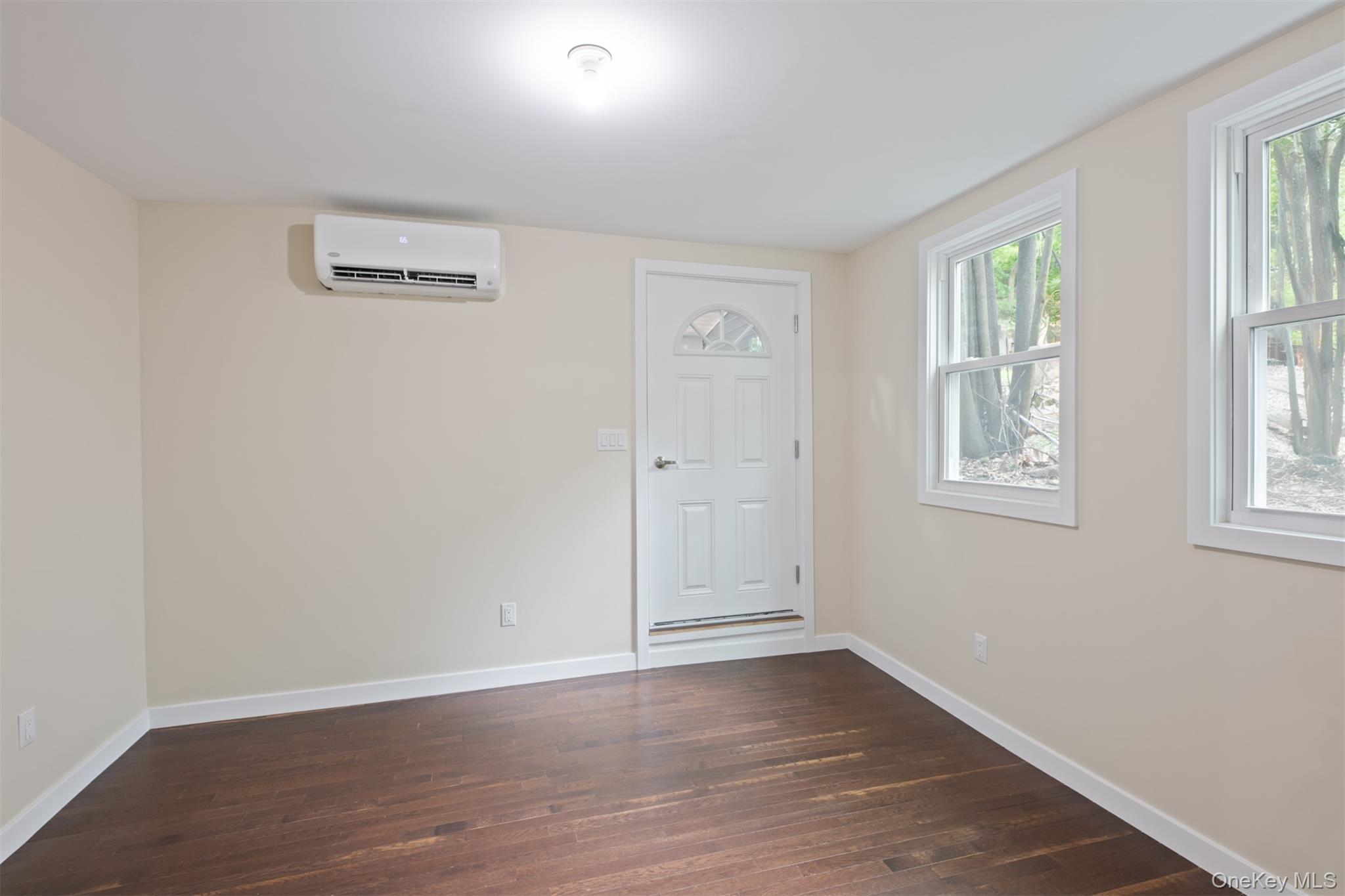 7 Ash Street Property Photo 9