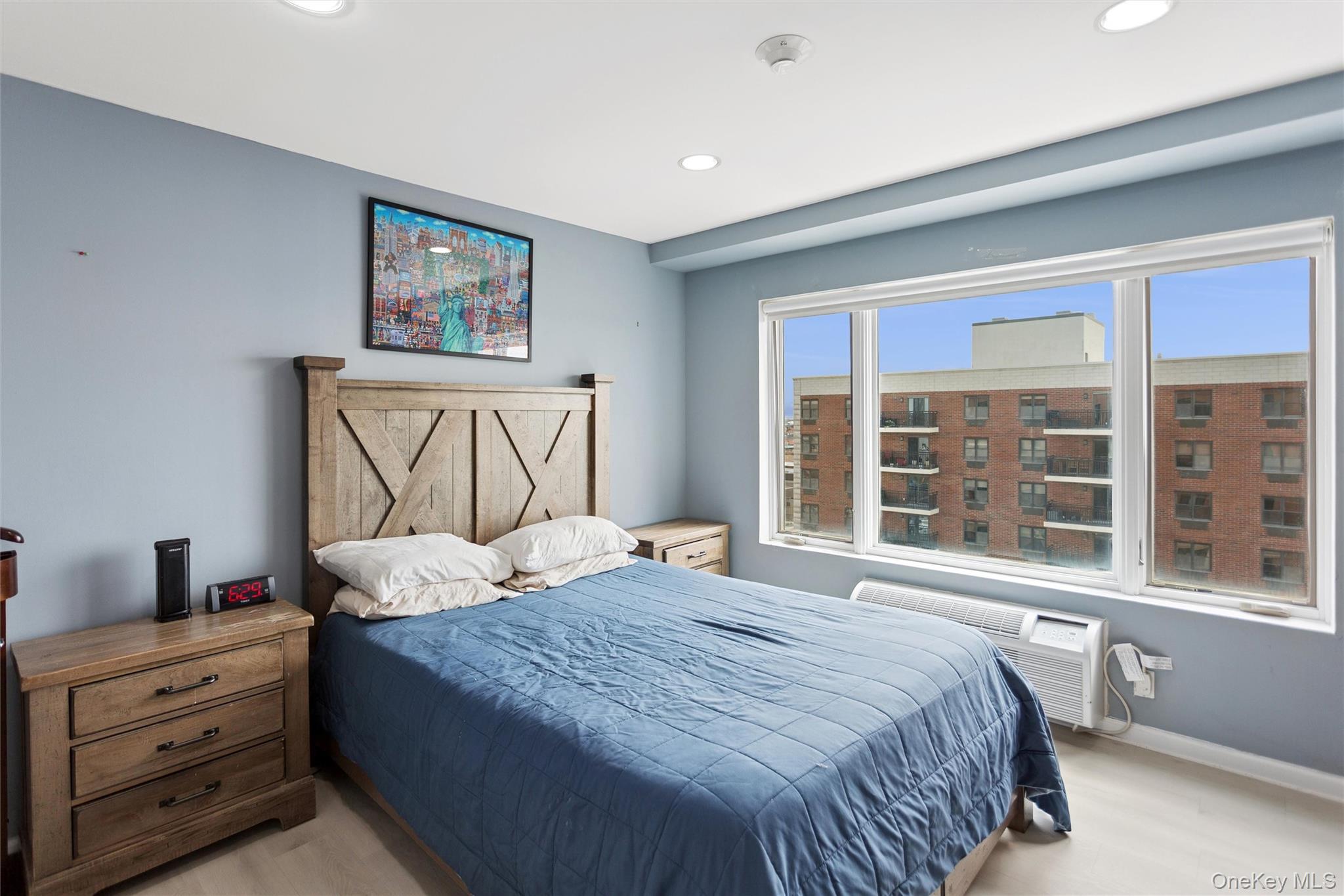 260 W Broadway 7a Property Photo 14