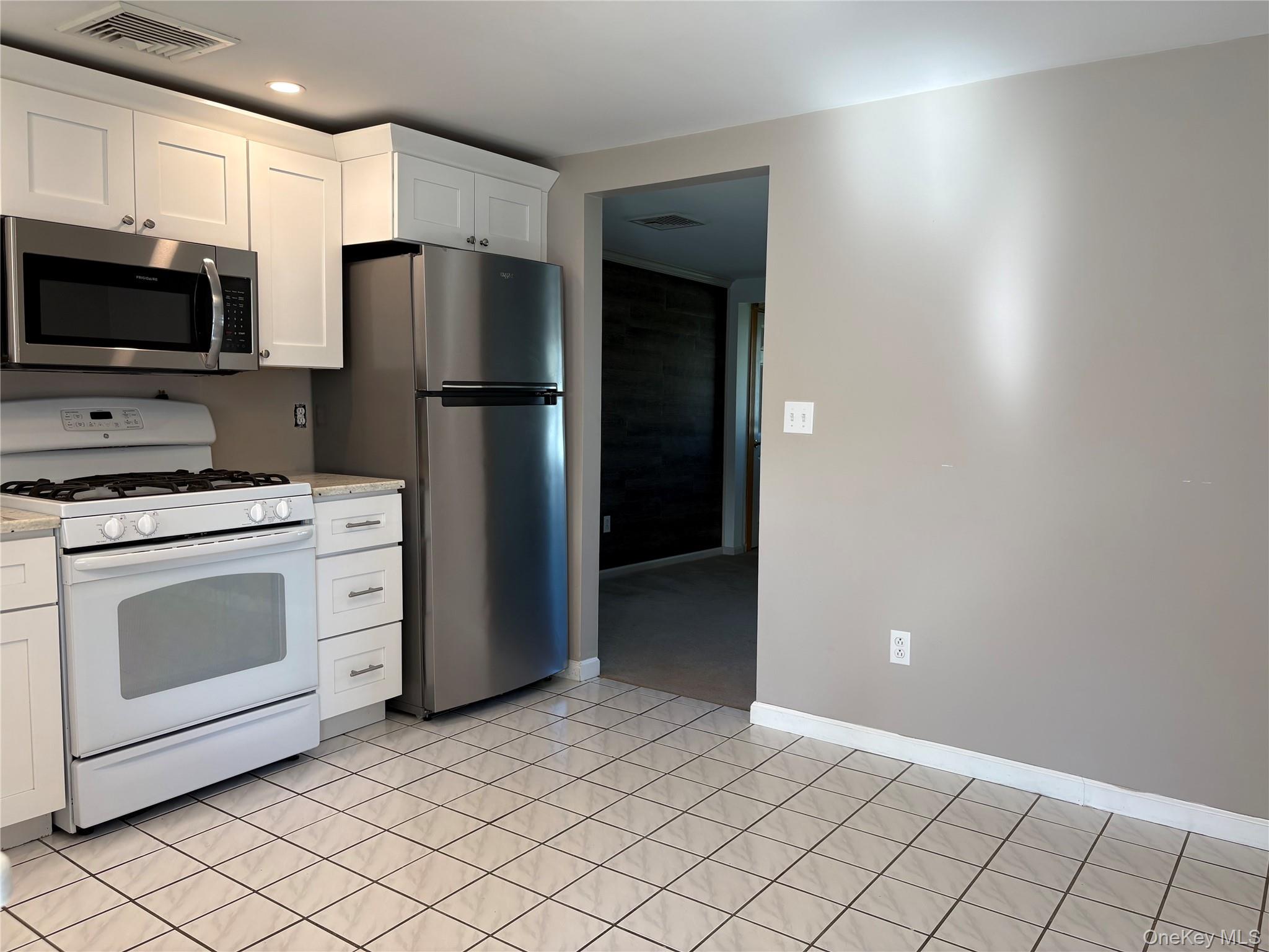 7 Peck Street Property Photo 5