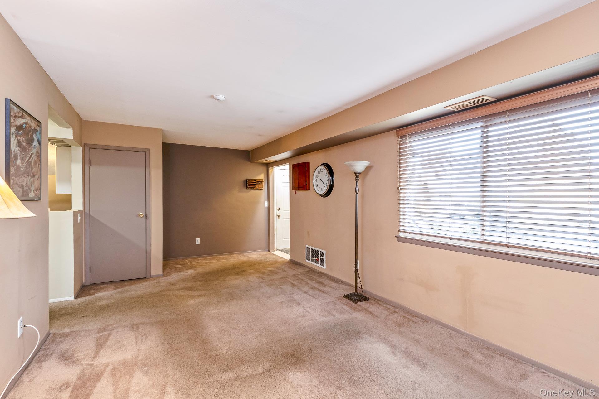 129 Pointe Circle 129 Property Photo 6