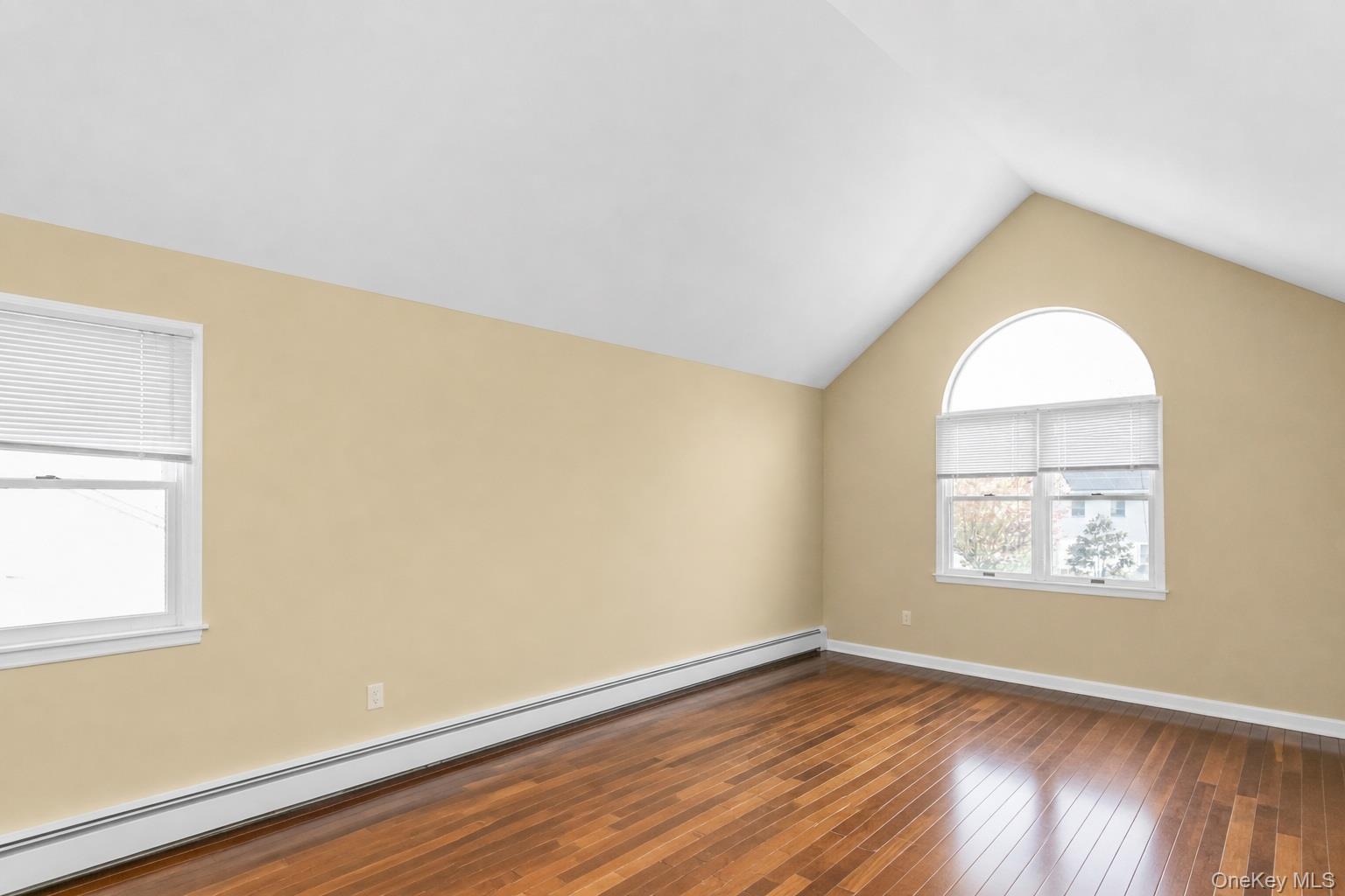38 Memorial Boulevard Property Photo 12