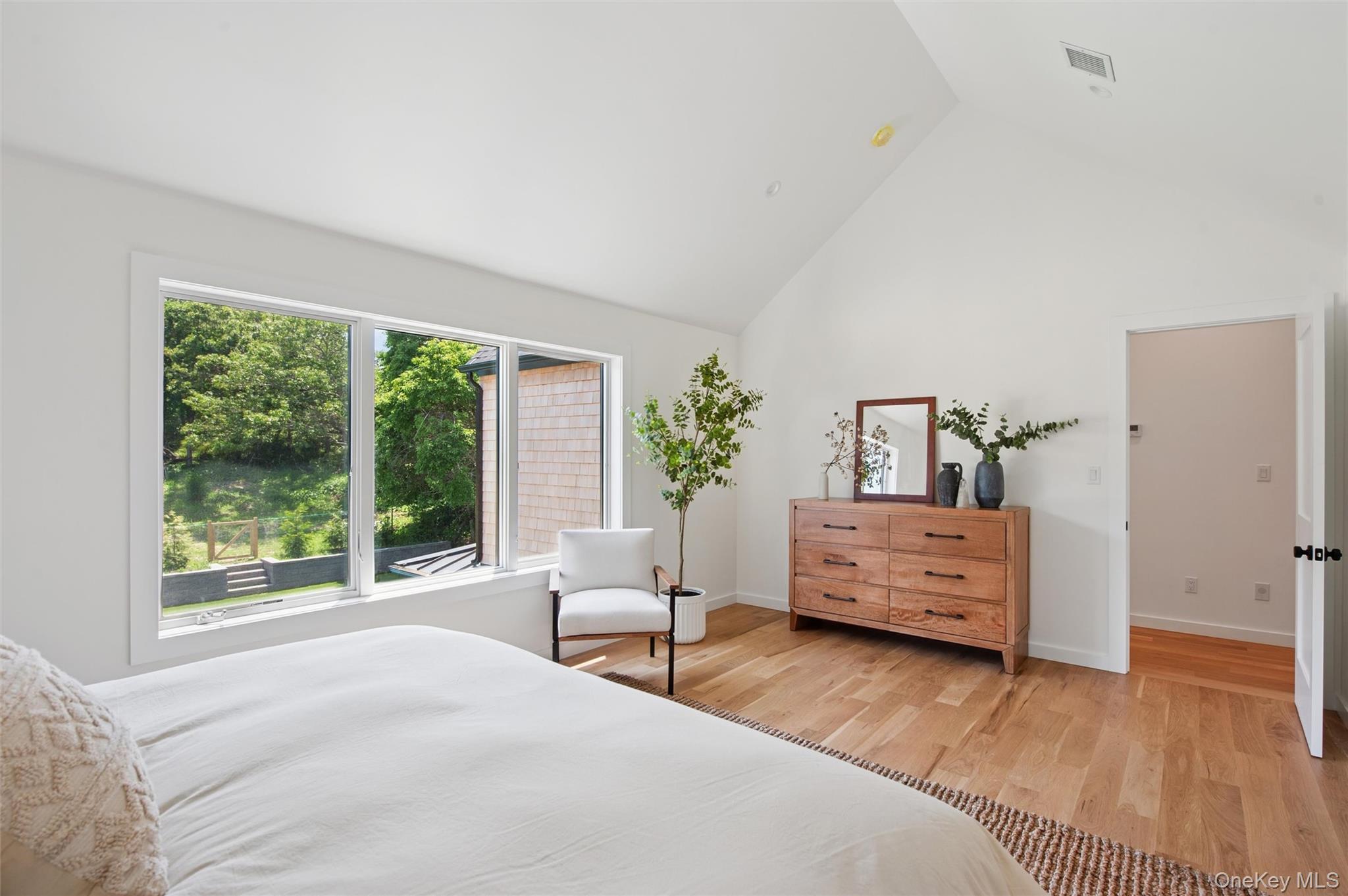57 Newtown Road Property Photo 10