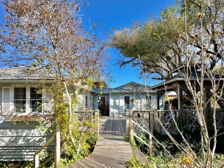 146 Doctors Walk Property Photo 1