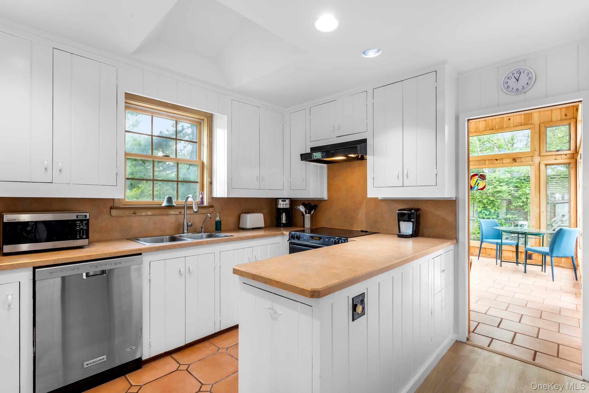 146 Doctors Walk Property Photo 8