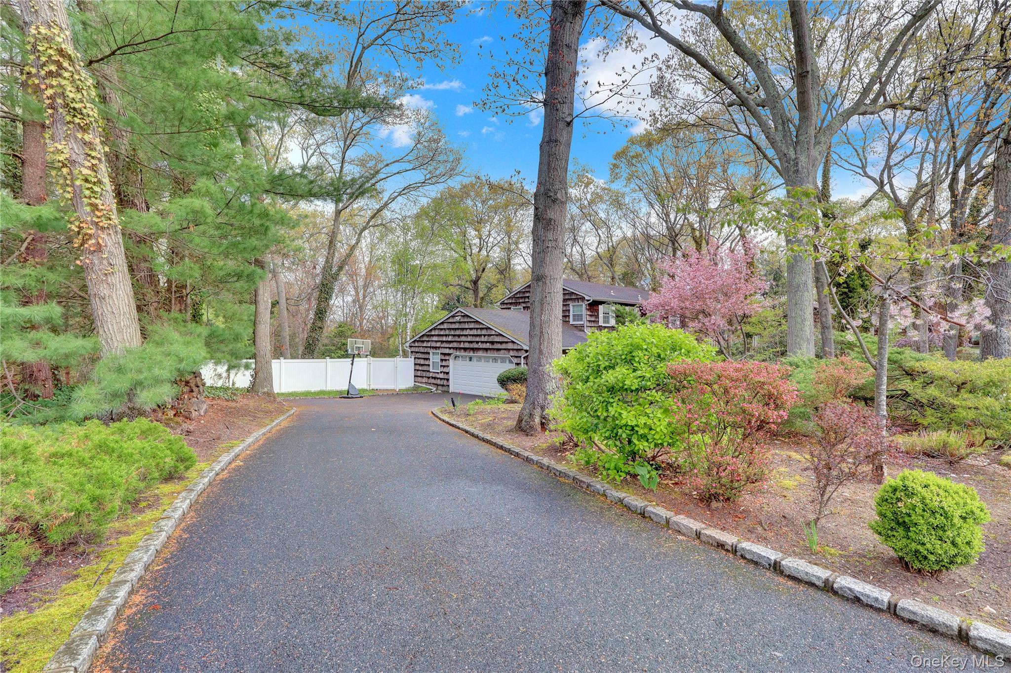 34 Hemingway Drive Property Photo 2