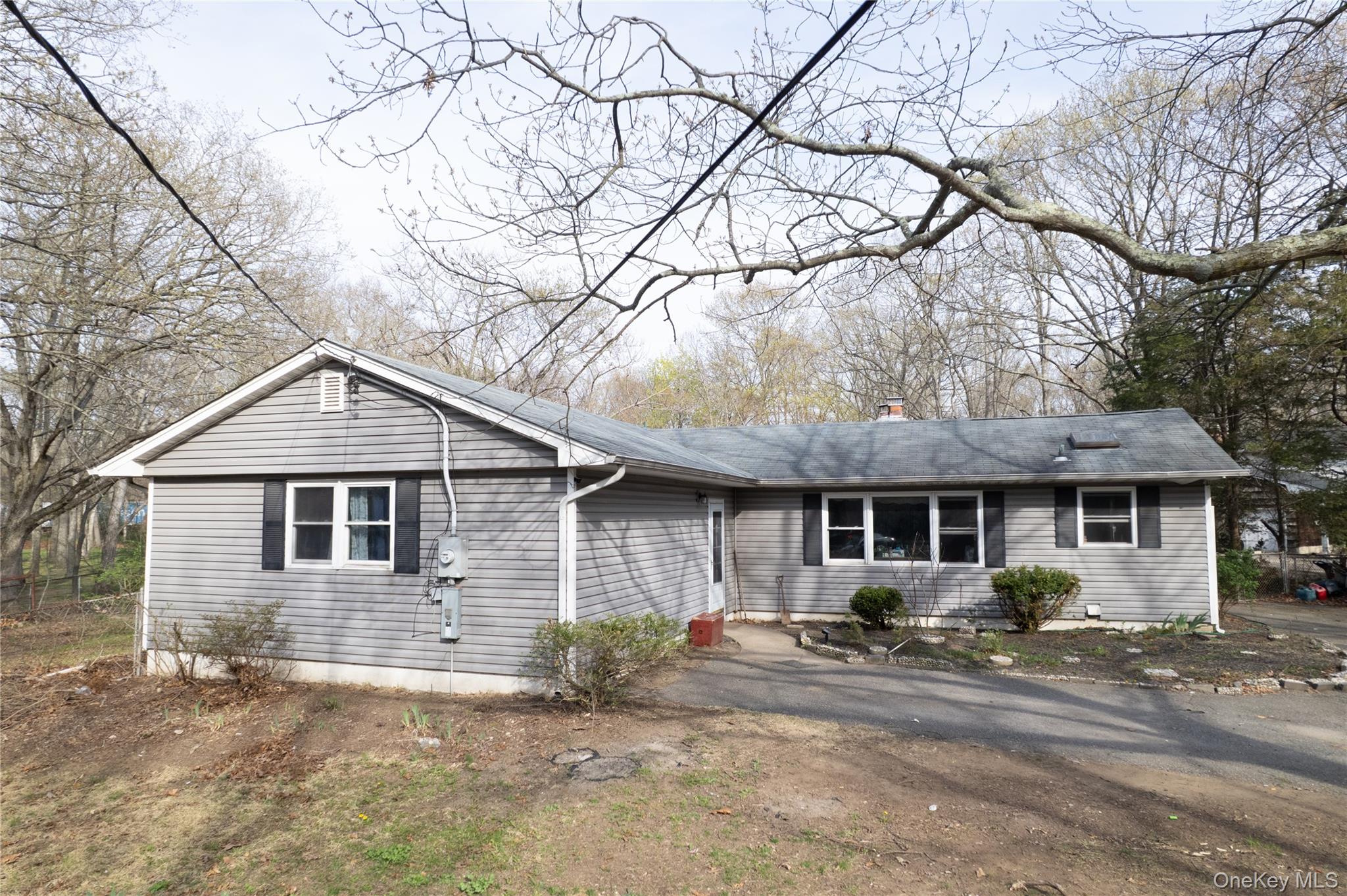 149 Miller Place Road Property Photo 2