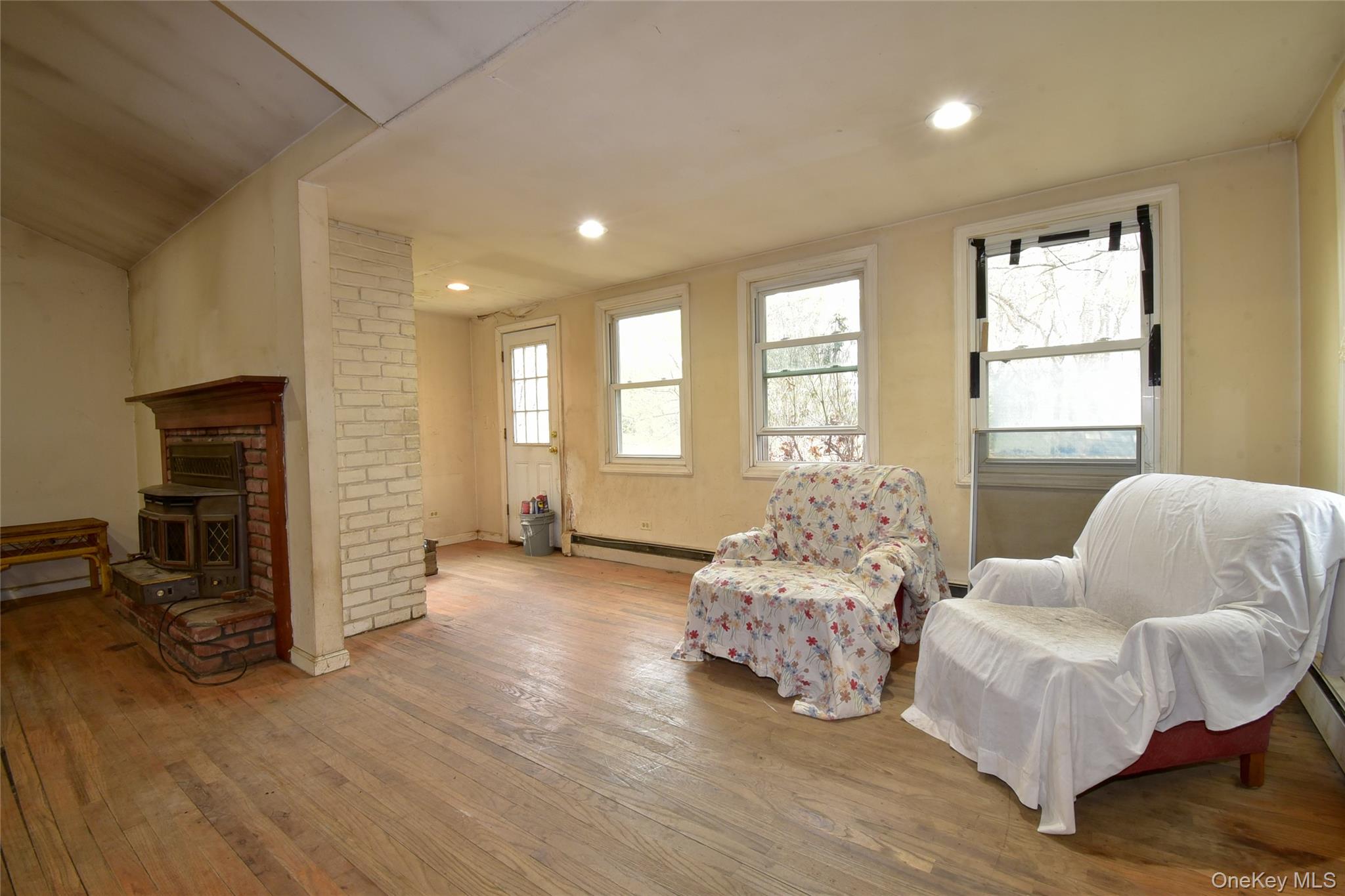 149 Miller Place Road Property Photo 6