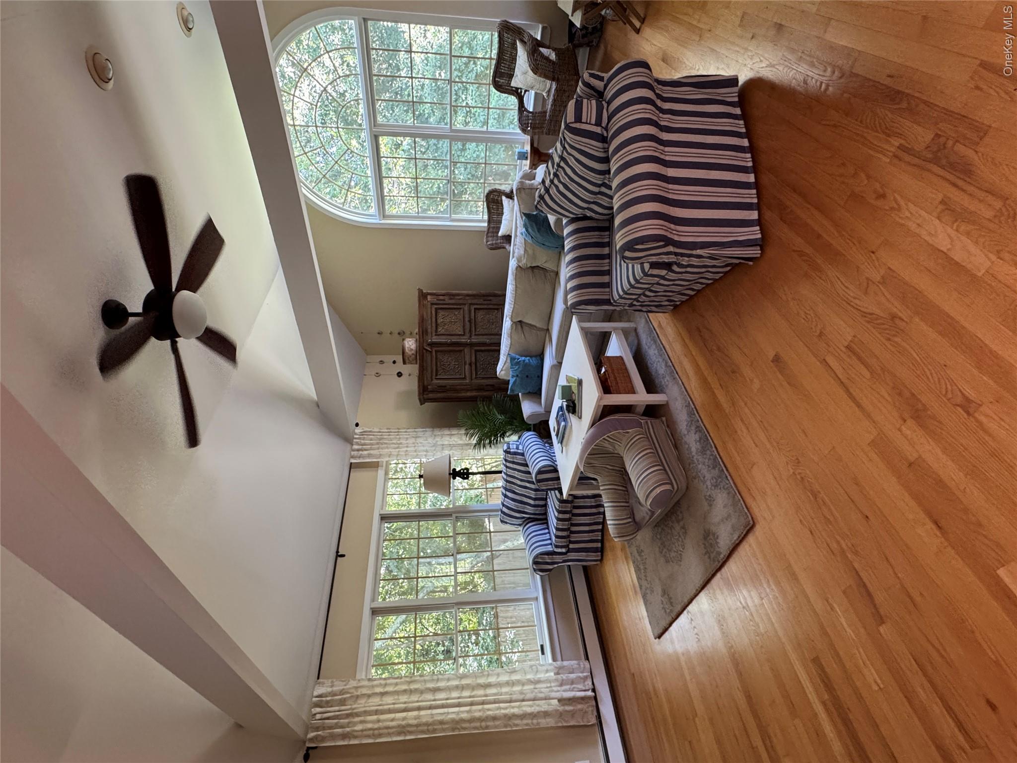 870 Noyack Road Property Photo 6