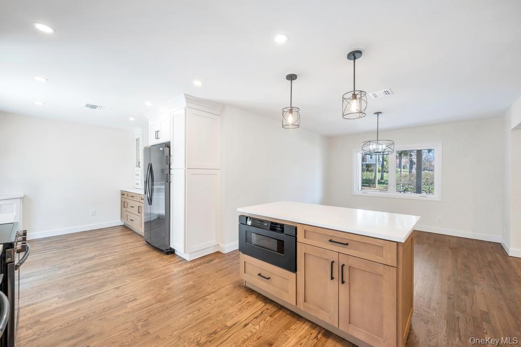 441 Roslyn Road Property Photo 29