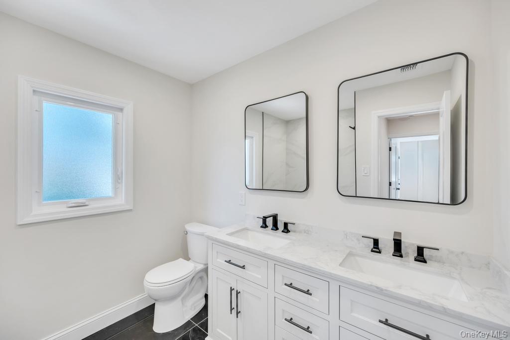 441 Roslyn Road Property Photo 34
