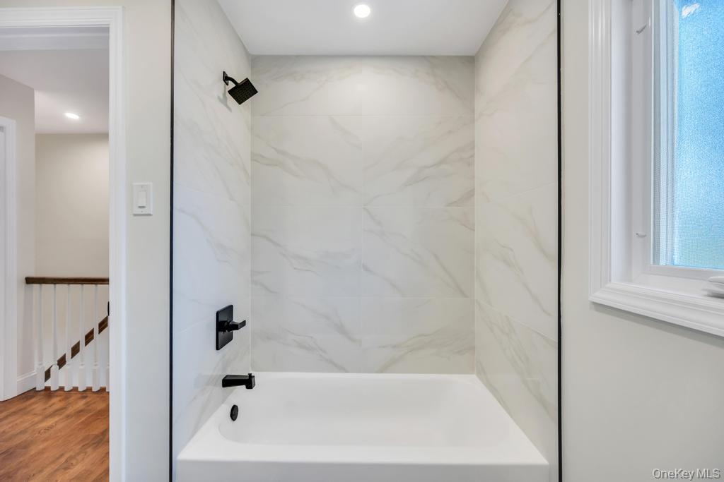 441 Roslyn Road Property Photo 35