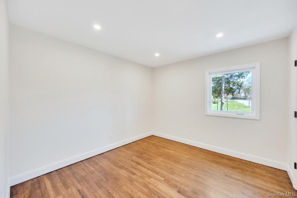 441 Roslyn Road Property Photo 36