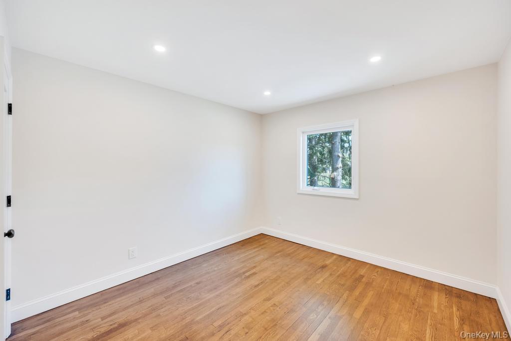 441 Roslyn Road Property Photo 38