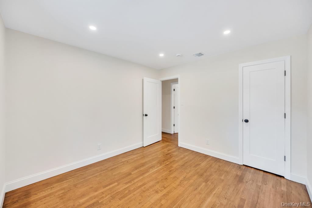 441 Roslyn Road Property Photo 39