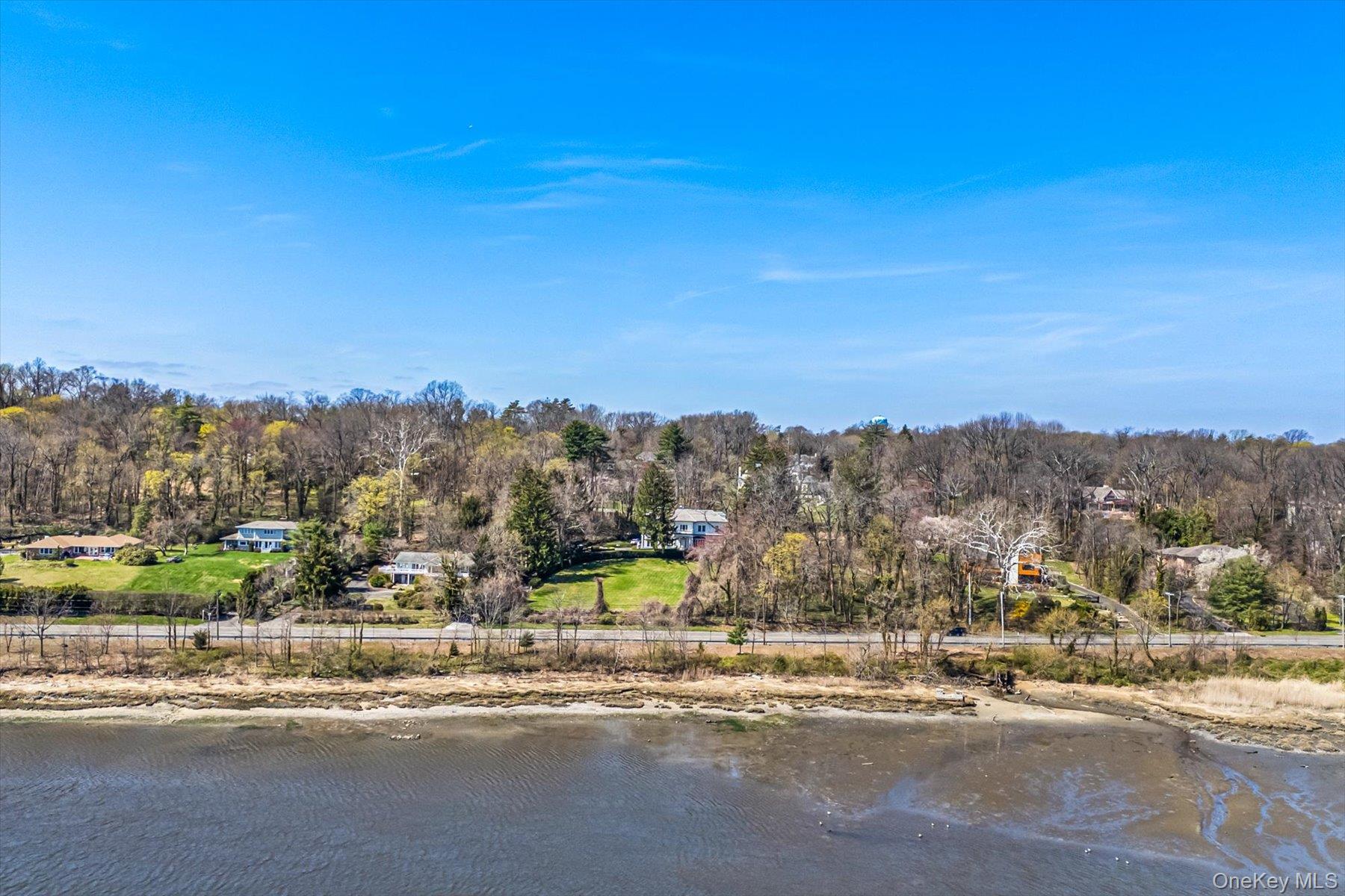 365 E Shore Road Property Photo 8
