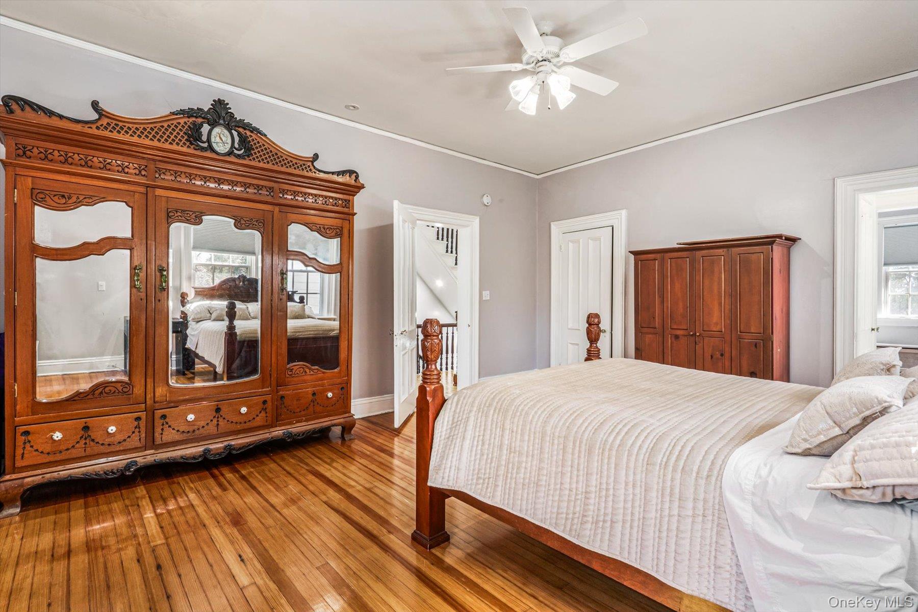 365 E Shore Road Property Photo 32