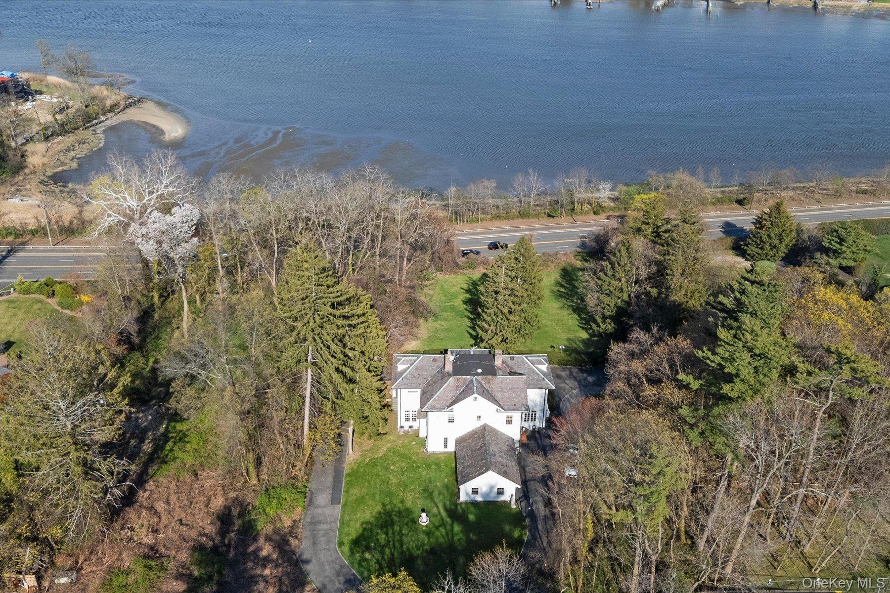 365 E Shore Road Property Photo 41