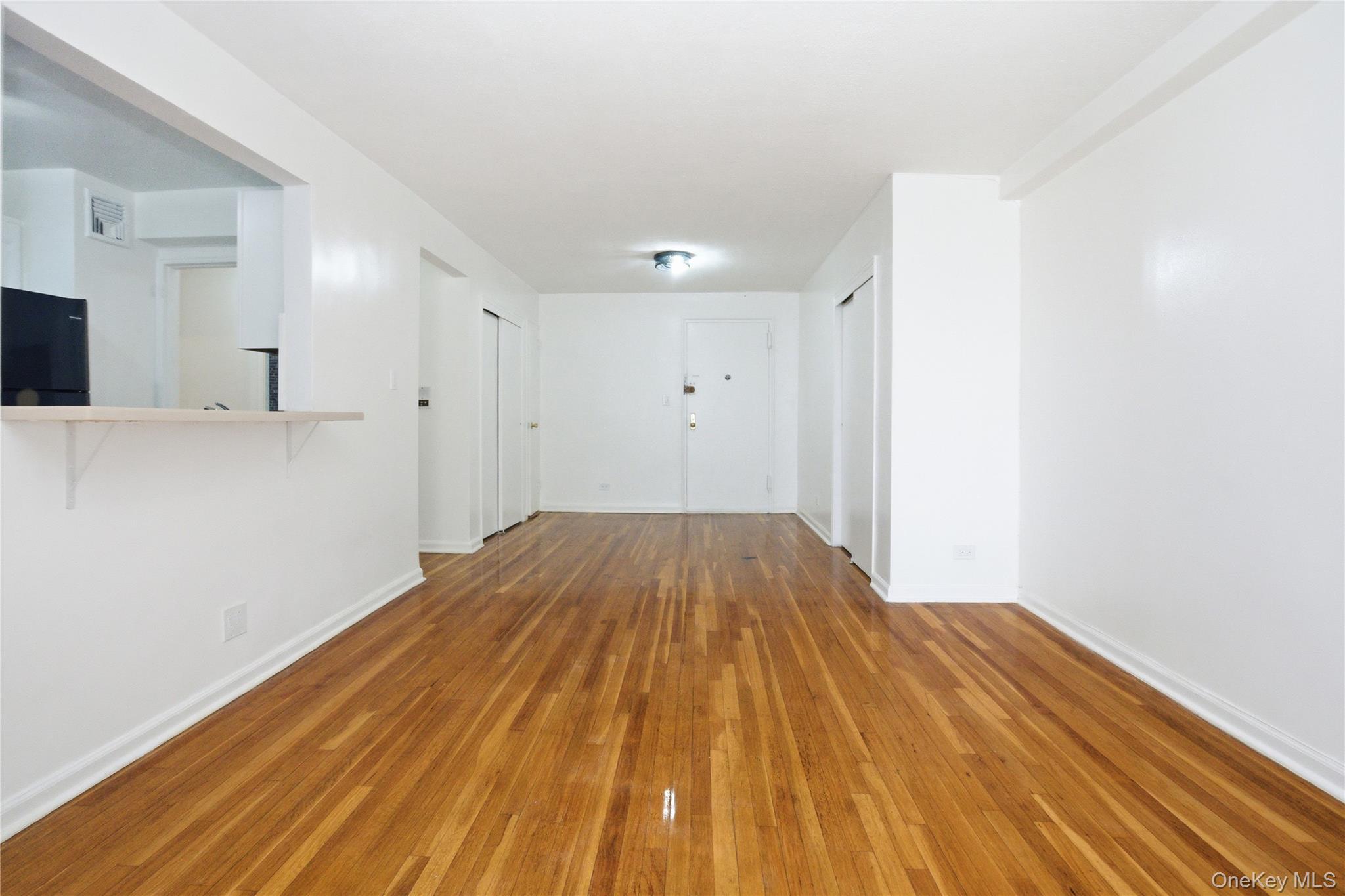 2385 Barker Avenue 6s Property Photo 3