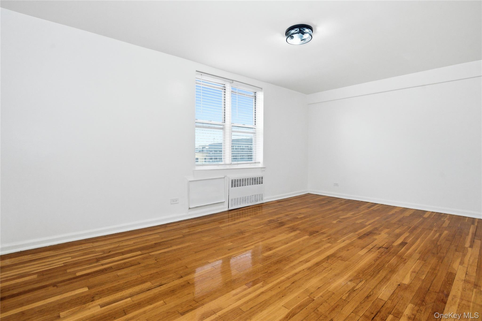 2385 Barker Avenue 6s Property Photo 8