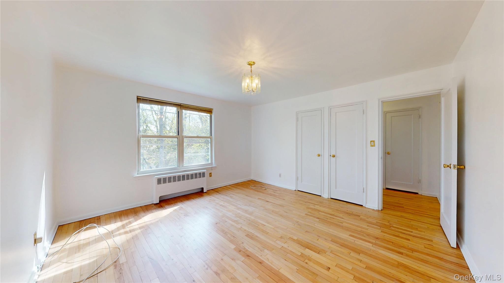 33 Edwards 1 B Property Photo 6