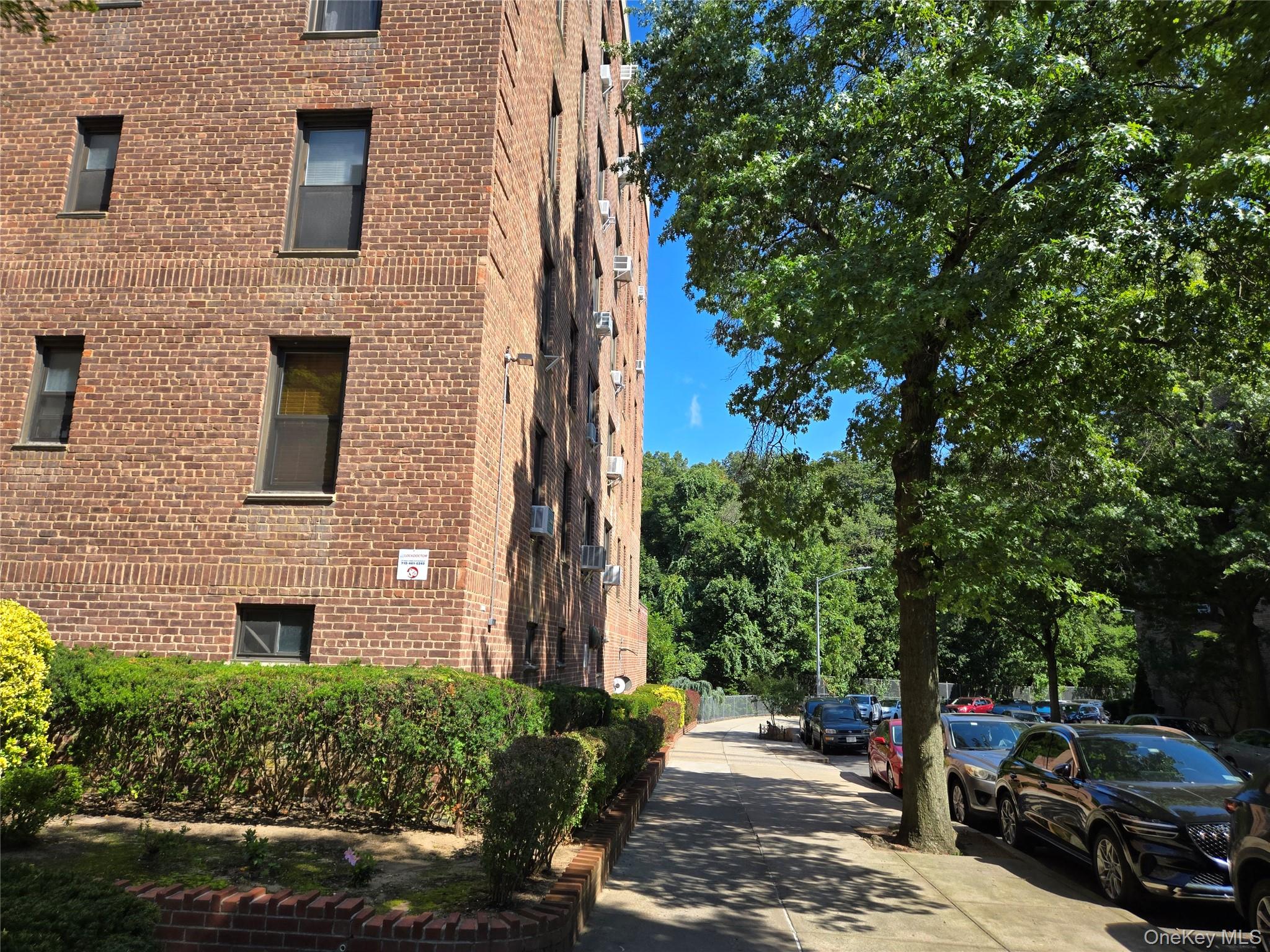 83-25 98th Street 1p Property Photo 3