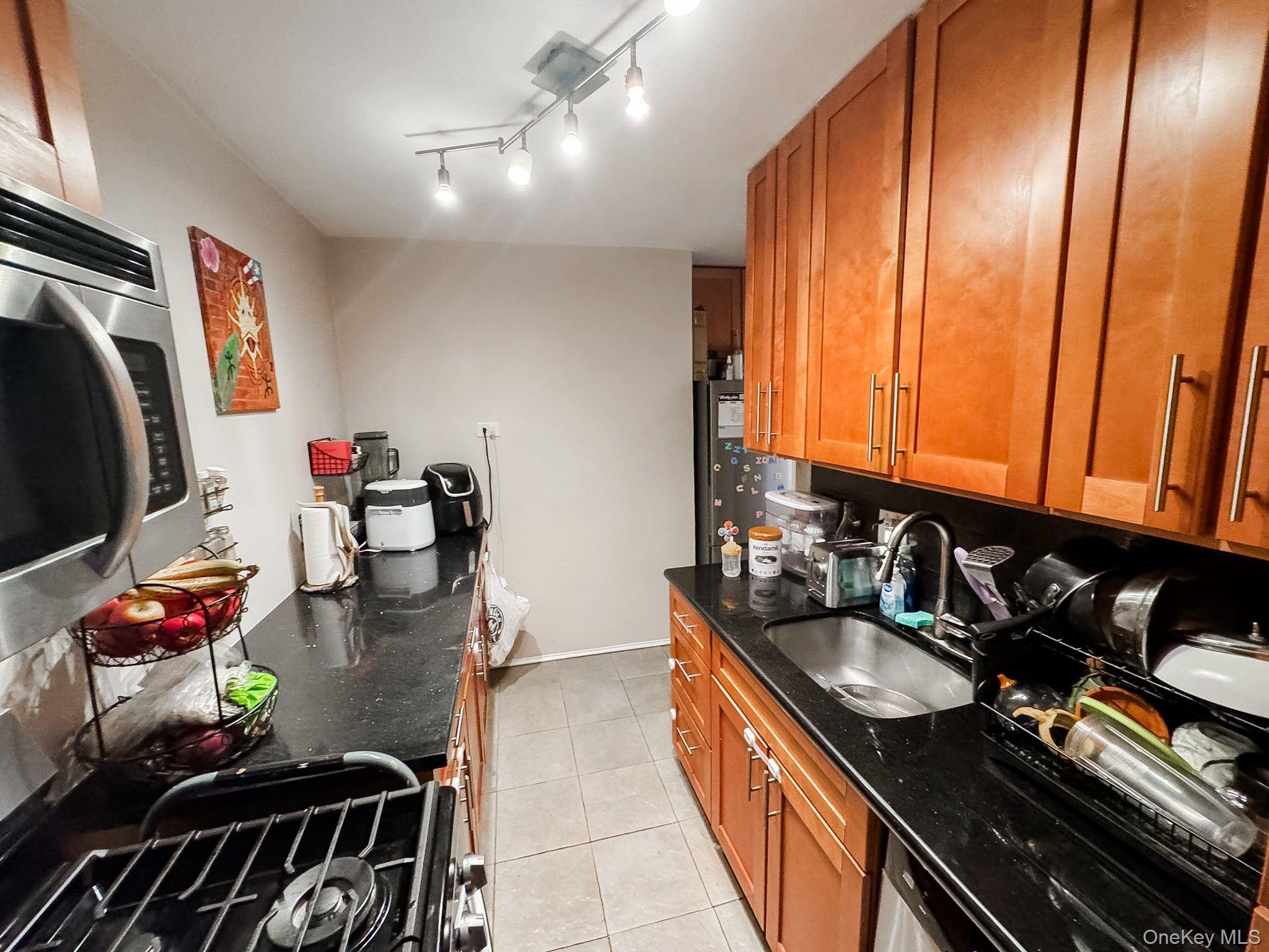 83-25 98th Street 1p Property Photo 8