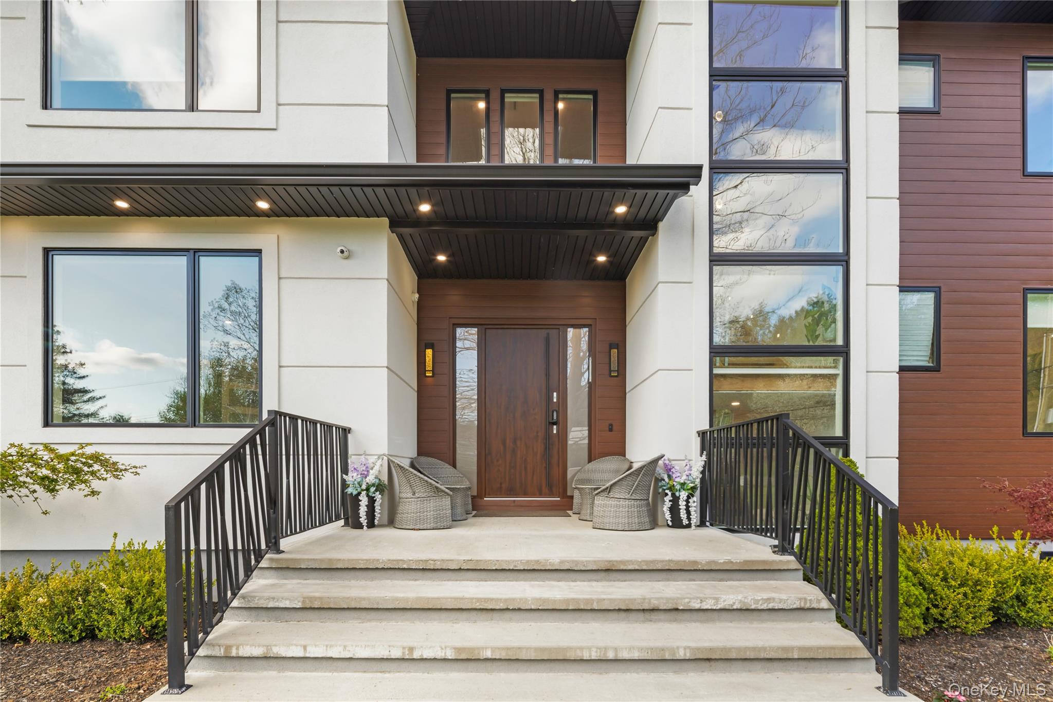 5 Blue Bird Road Property Photo 3