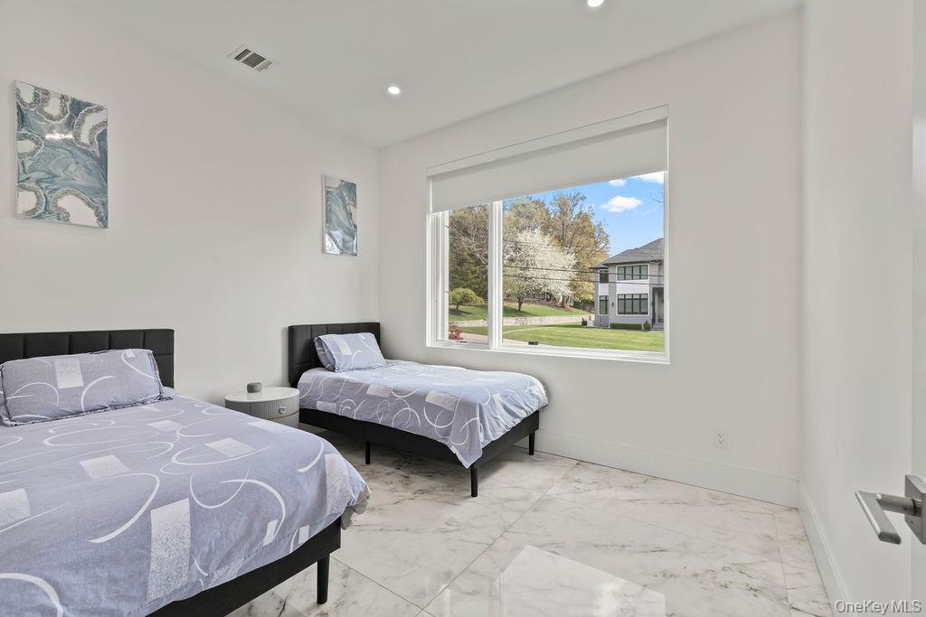 5 Blue Bird Road Property Photo 16
