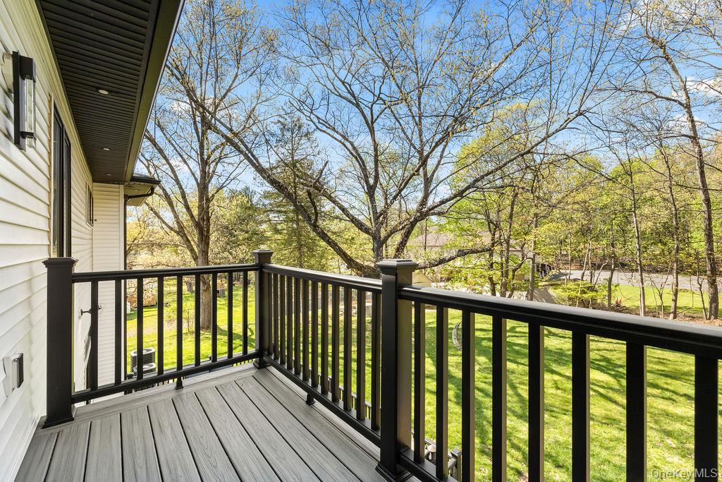 5 Blue Bird Road Property Photo 22