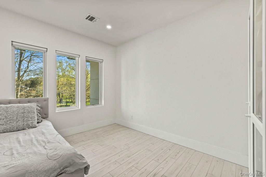 5 Blue Bird Road Property Photo 28