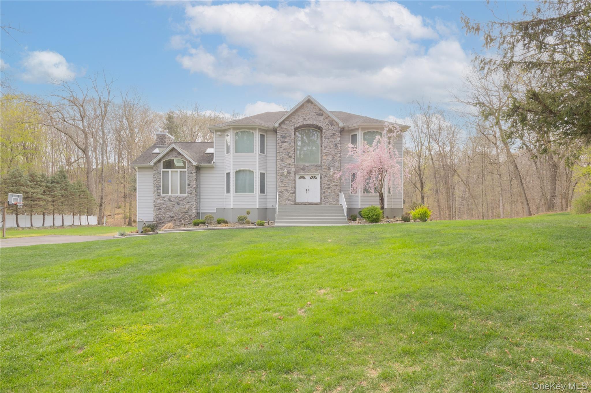 774 Haverstraw Road Property Photo 1