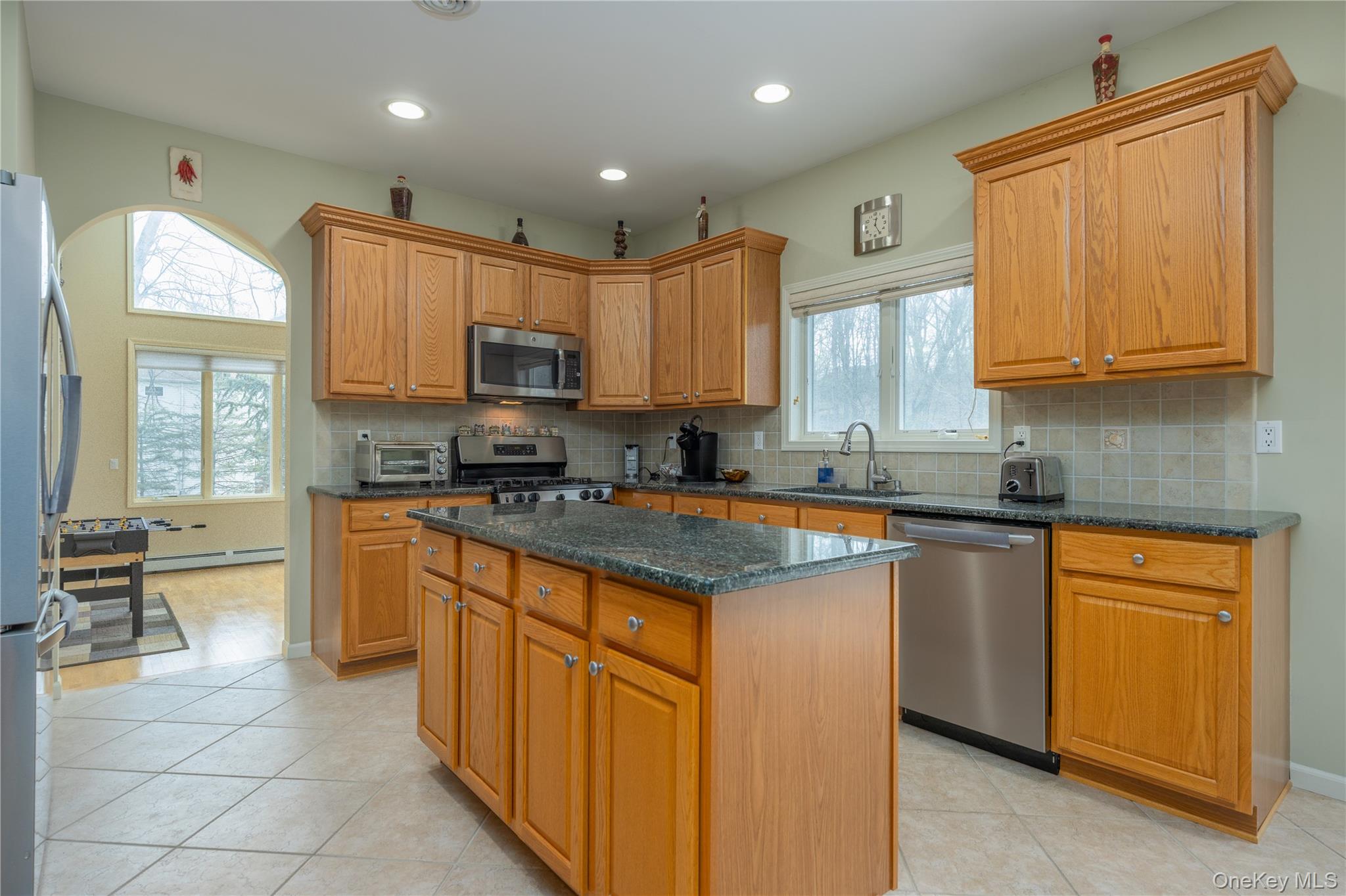 774 Haverstraw Road Property Photo 14