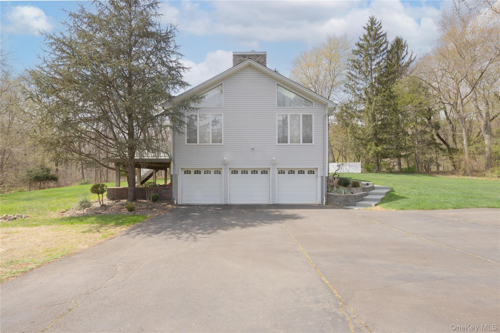 774 Haverstraw Road Property Photo 30