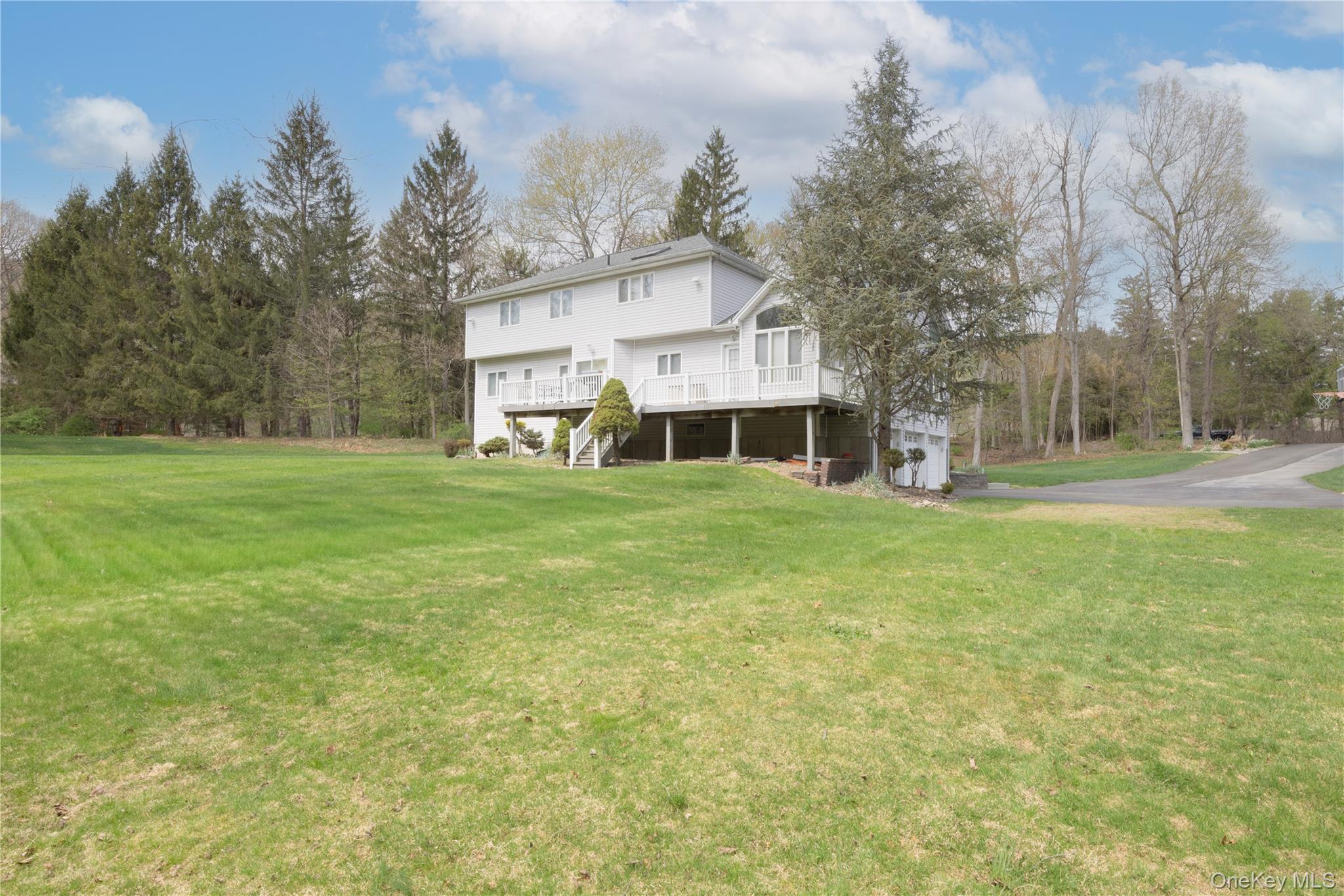 774 Haverstraw Road Property Photo 36