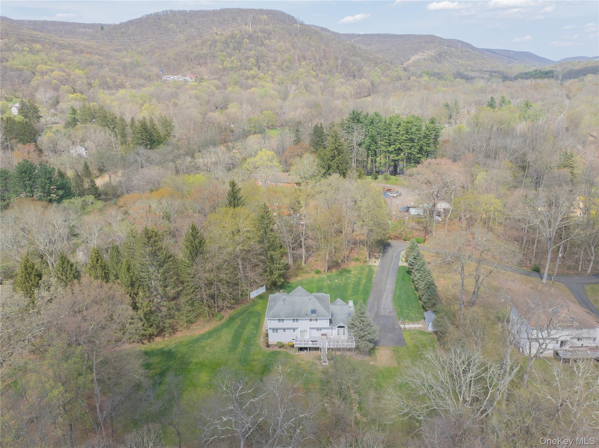 774 Haverstraw Road Property Photo 37