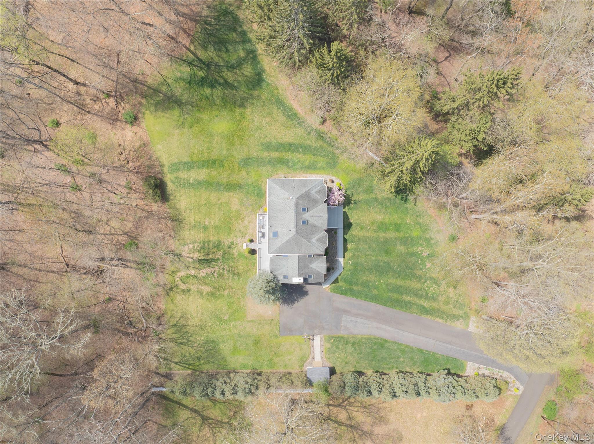 774 Haverstraw Road Property Photo 38