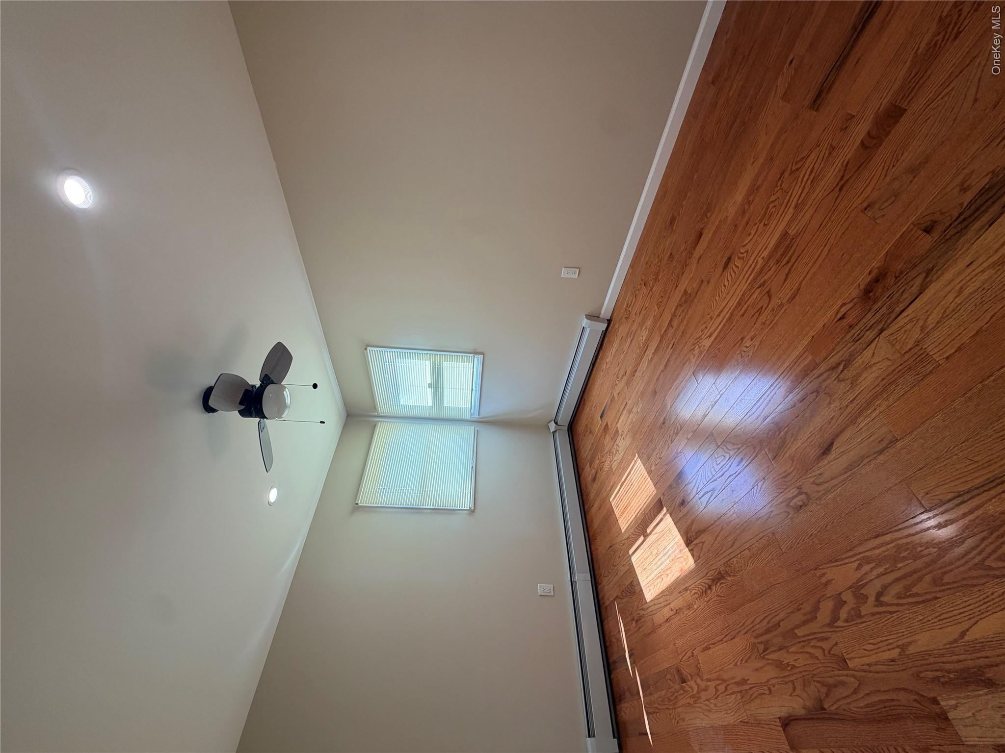 21 W Centennial Ave Property Photo 18